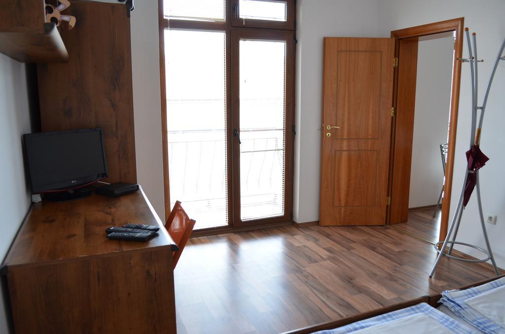 Art Apartments - Pomorie Ngoại thất bức ảnh