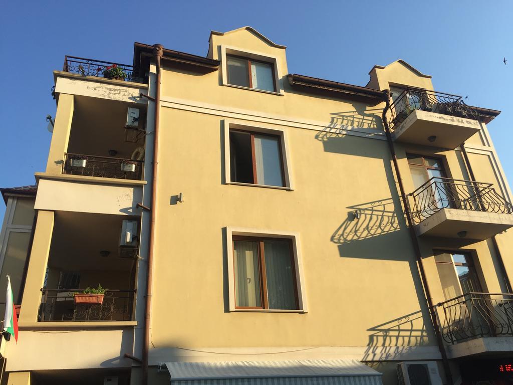 Art Apartments - Pomorie Ngoại thất bức ảnh